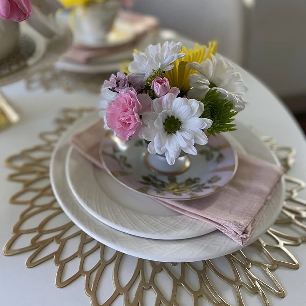 Floral Placemat 6pc rose gold, Metallic Vinyl Dining table 15 inch